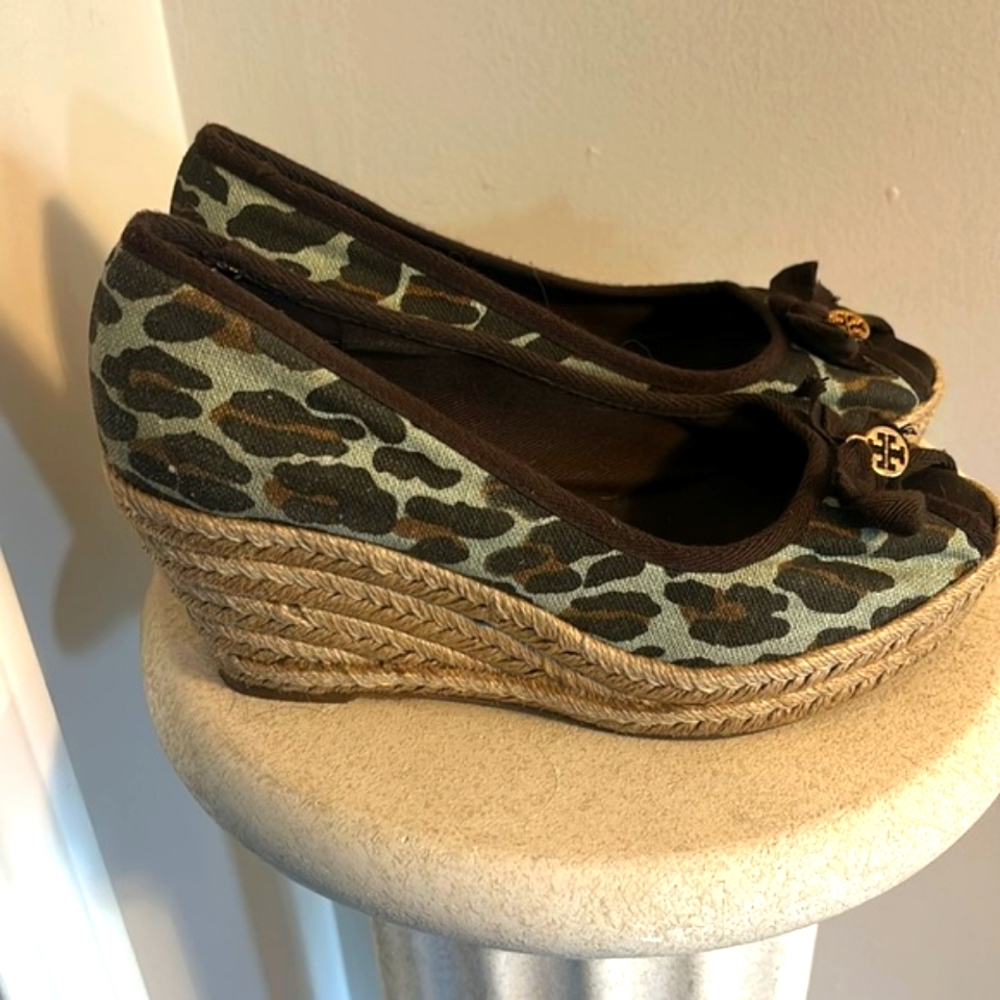Tory Burch Camouflage Woven Wedges